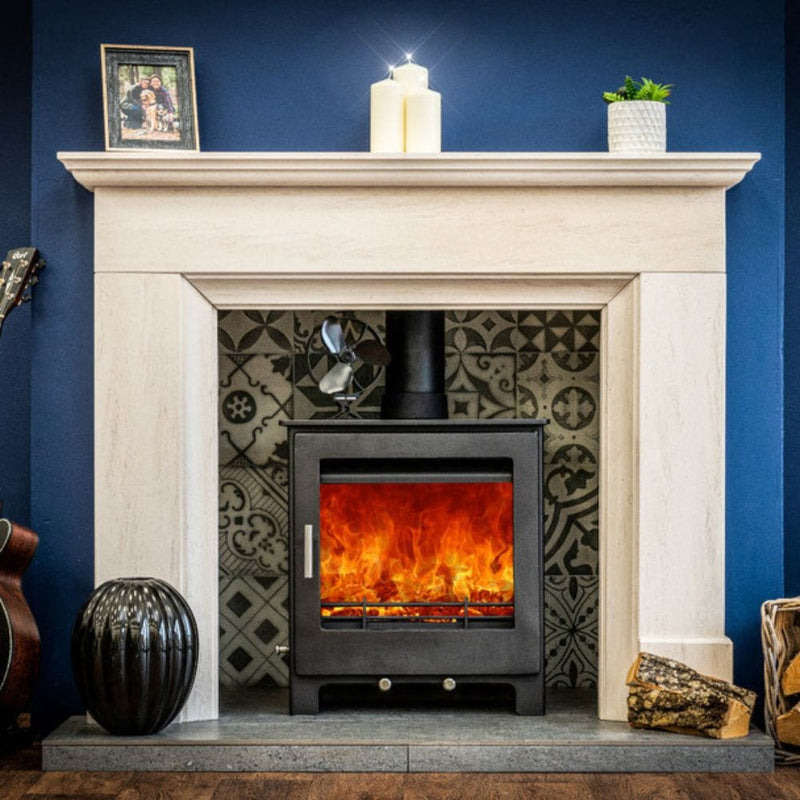 Woodford Lowry 5XL stove lit, in recess